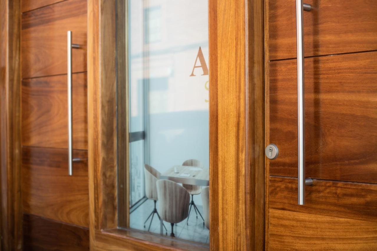 Apartamentos San Francisco - Centrico Mota Del Cuervo Εξωτερικό φωτογραφία